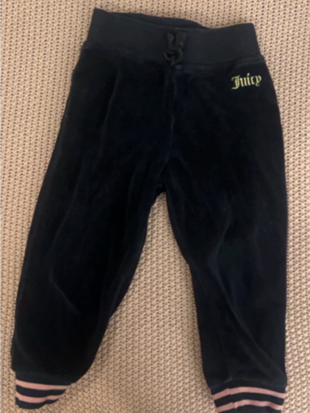 Juicy Couture Girls 2T Black Velour Capri Jogger Pants Gold Logo Y2K